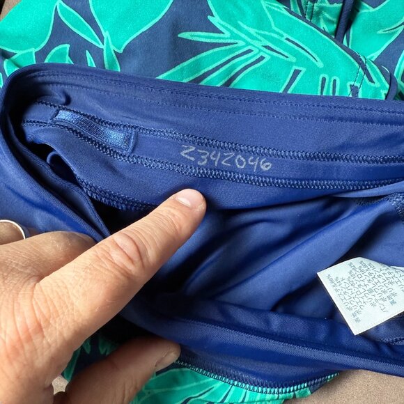 Lands' End Women's 4 Elastic Waist Quick Dry Active Board Skort Swim Skirt Navy/ - Picture 7 of 11